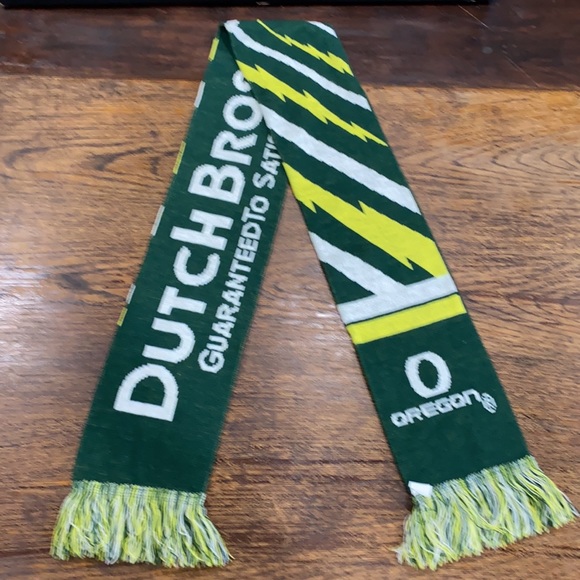Oregon Ducks / Dutch Brothers Scarff - Picture 2 of 2